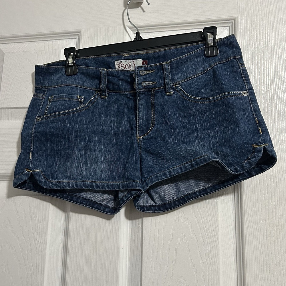 Vintage SO Authentic Heritage Medium Wash Denim Shorts – Y2K (Size 9)